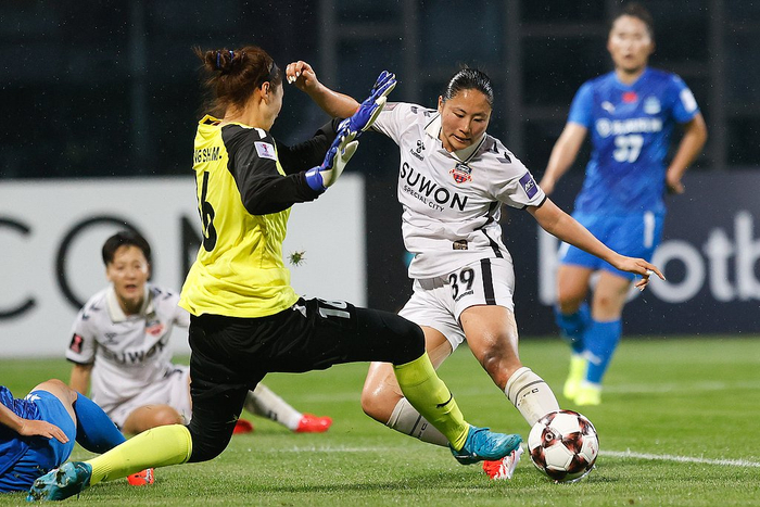 法国3-1哥伦比亚杜埃双响助球队取胜